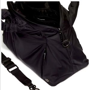 Lulueman Gathered Handle Gym Bag 14L